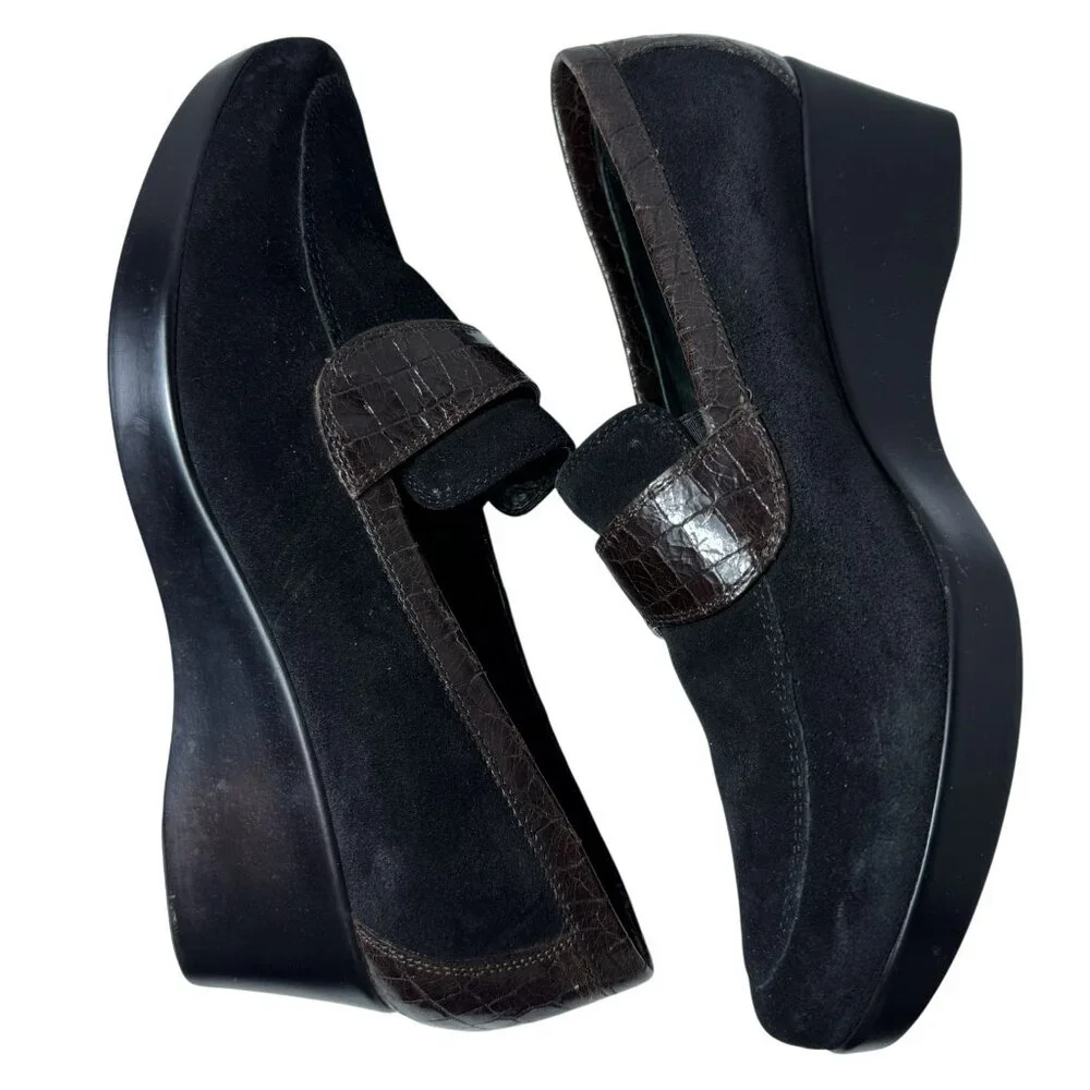 Donald J. Pliner “Sema” Loafer Wedges – EUC – Size 9.5 - Picture 4 of 9